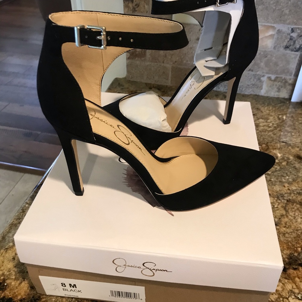 Jessica Simpson black heels